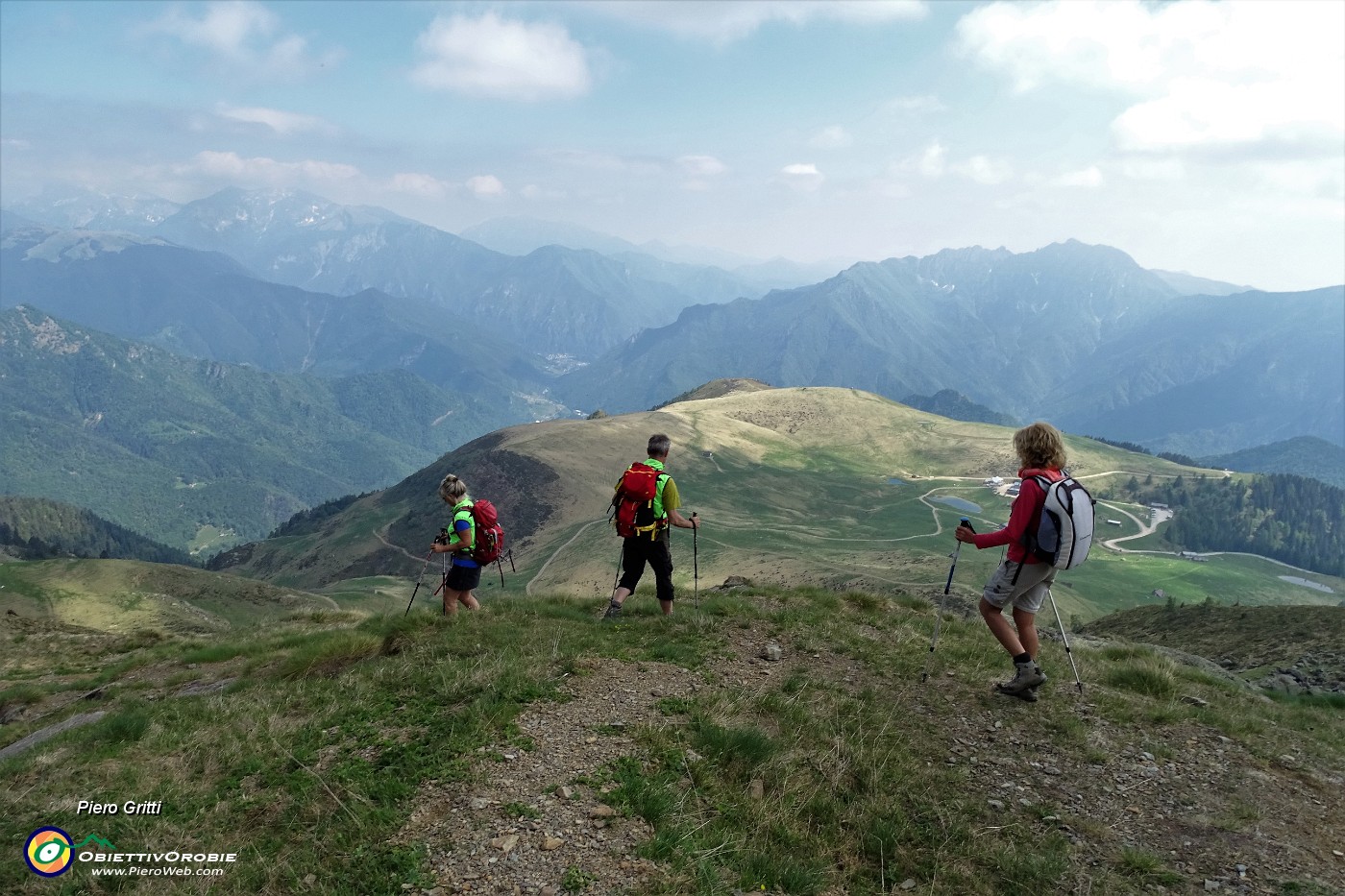 91 Sul sent. 109 in discesa ai Piani dell'Avaro.JPG